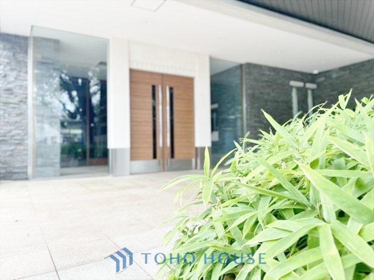 その他 ◆時を忘れる場所◆ここにはみんなが集い、食事と楽しい会話が始まる。話に夢中になりすぎて、ついつい時を忘れ夜半過ぎになってしまう。そんな束の間の幸せを感じさせてくれる場所でありたい。