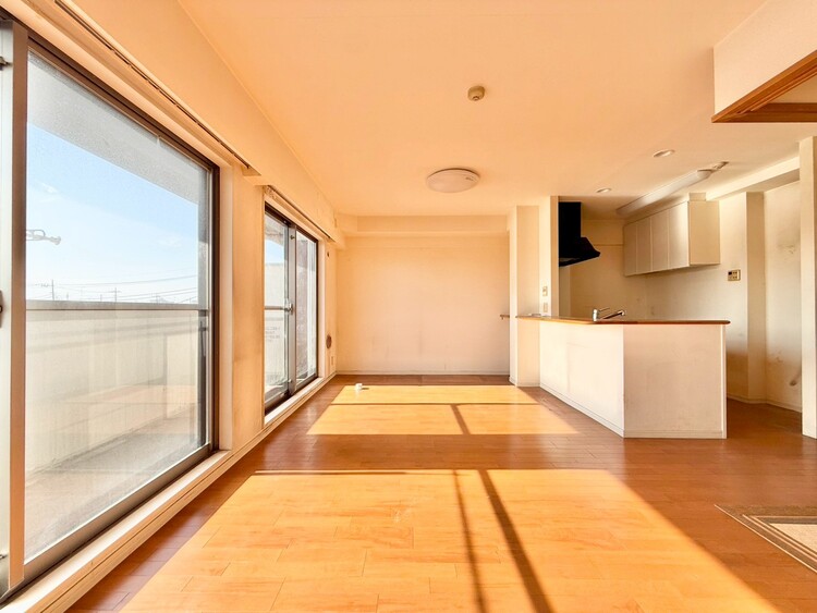 その他 通風・採光に優れ、心地よい光と風が溢れています。