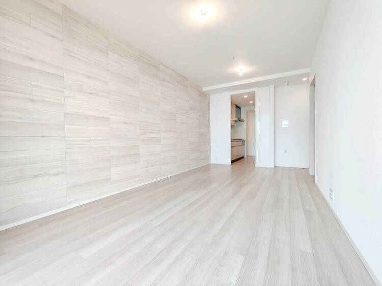 居間 通風・採光に優れ、心地よい光と風が溢れています。