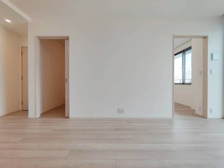 居間 シンプルな内装と偏り過ぎないデザインで統一しました。