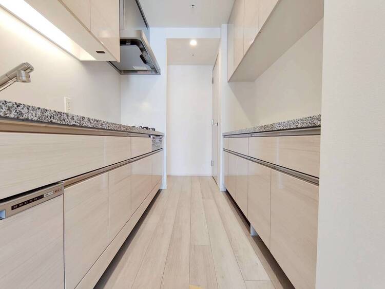 キッチン 使いやすくスタイリッシュなキッチン空間になっております。