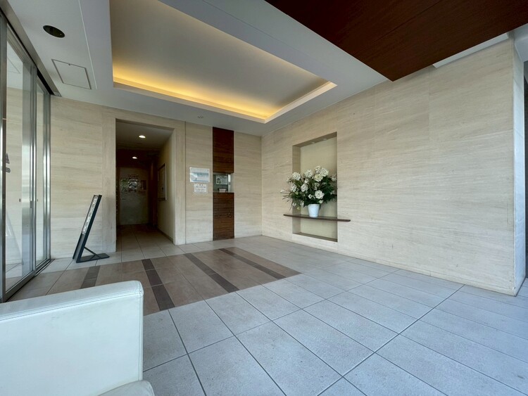 その他 館内は静寂な中が保たれており、管理が行き届いている印象を受けました。