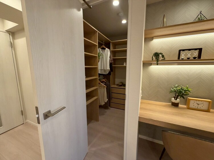 その他 収納スペースが付いていて、お部屋を広く使っていただけます。