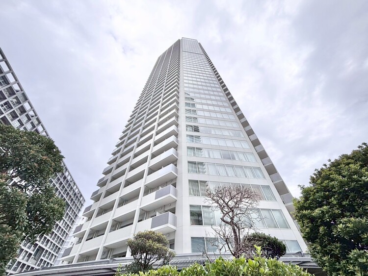 その他 飽きのこないシンプルモダンな外観です。