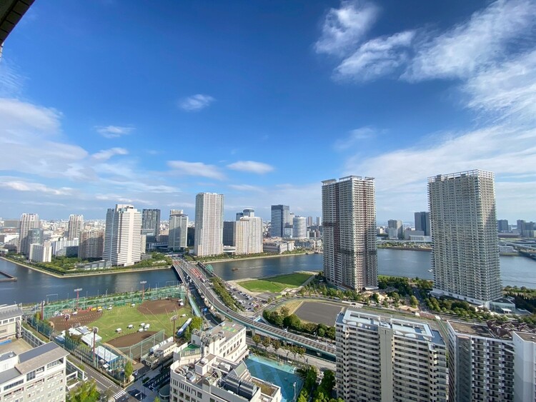 その他 眺望や窓からの景色が良いと、家で過ごす時間も快適です。