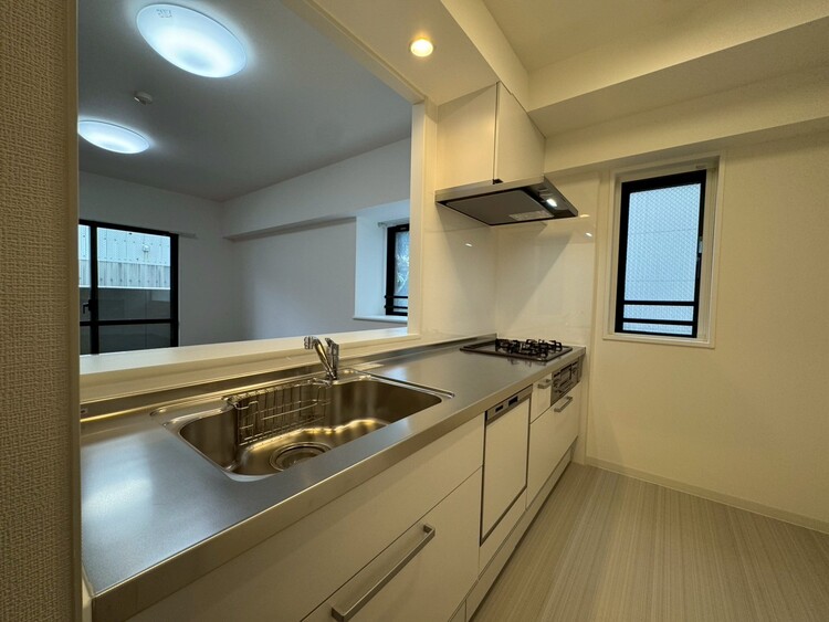 その他 開放感のあるキッチンスペース。調理をしながら、会話も弾みそうですね。