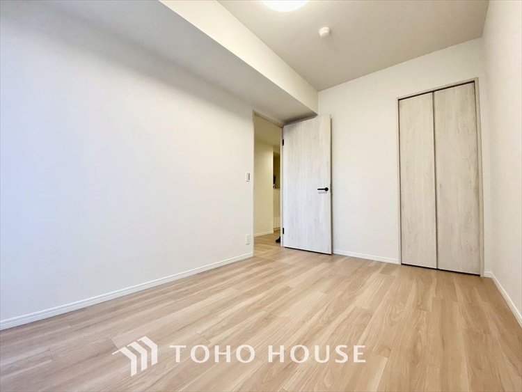 内装 【PRIVATE ROOM】◆属毛離裏◆子は父を手本とし、母に愛育されて成長する。家族の深い繋がり。いつまでも大切にしたい。