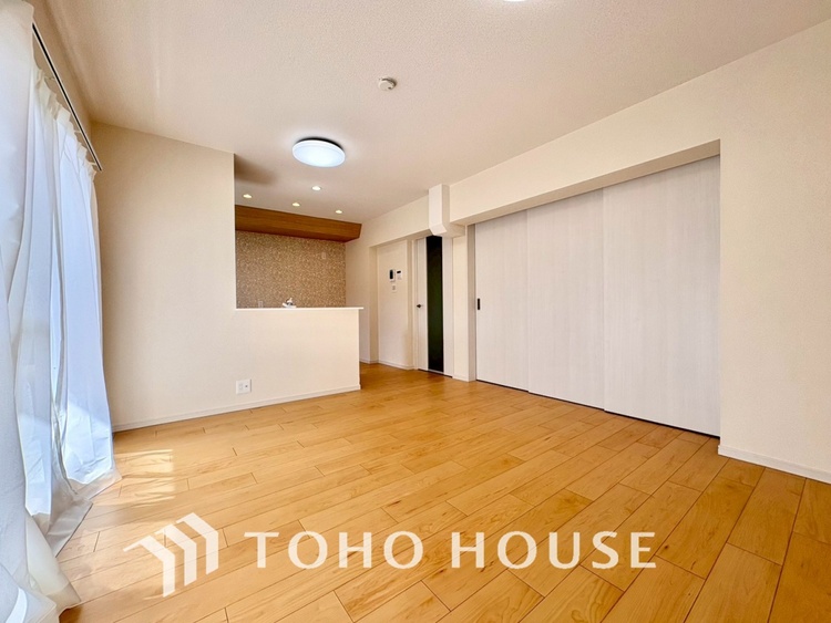 内装 【LIVING】◆Sunshine◆光が燦々と入り、いるだけで気持ちいい。「開放的でゆとりあるお部屋です。」