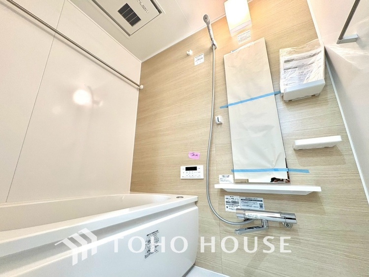 風呂 【BATHROOM】◆プライベートな空間◆simpleだからrelaxできるんです。こころもからだもキレイさっぱり。