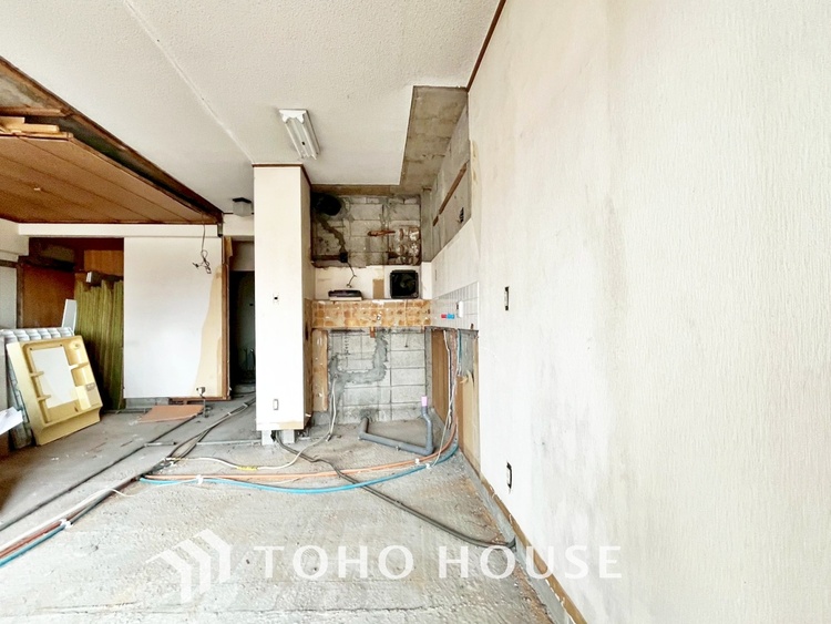 内装 現在改装中◆眩い◆光が燦々と入り、家族の笑顔を照らす。「いつまでも続いて」と願う夢のような毎日がここにある。