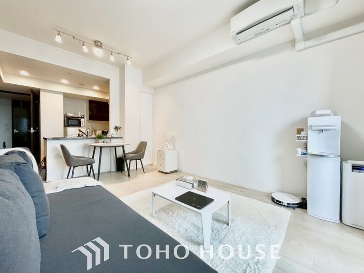 内装 【LIVING】◆家族◆愛する家族を一目で見渡せる。家族が集う空間。永遠に続く幸せな毎日を、ここで。※家具付き