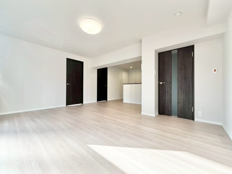 居間 豊かな居住性と、安心感を満たすクオリティが見事に調和した住空間。