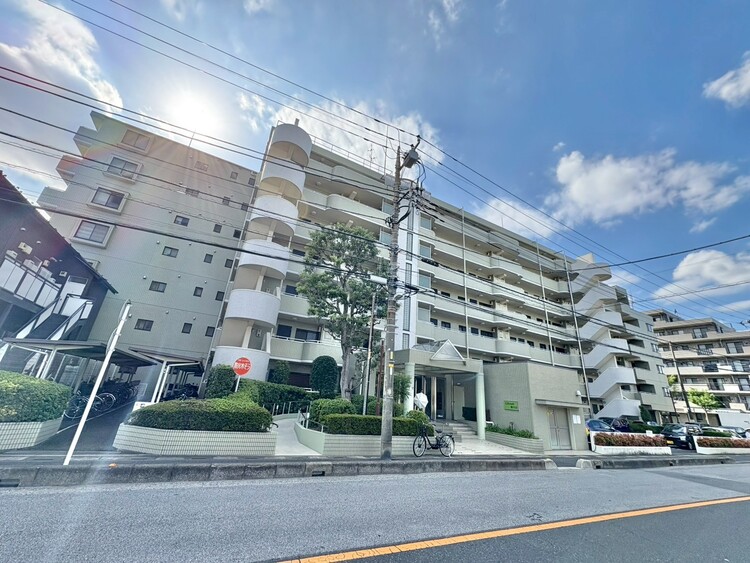 外観 ライフプランニングからローンまで、一貫してご説明させていただきます。お気軽にお問い合わせくださいませ。