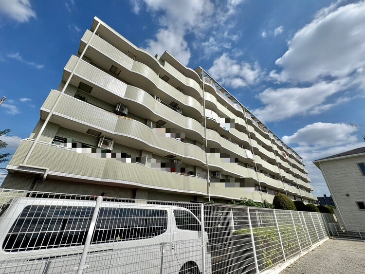 外観 現地に足をお運びいただいた際には、周辺散策などをお勧めいたします。