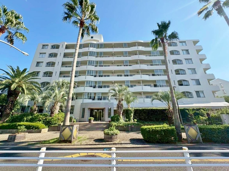 外観 資料には掲載していない情報が、現地にはたくさんあります。是非一度、現地をご確認ください。