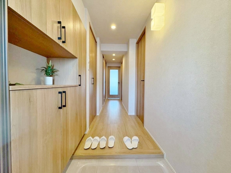 玄関 シューズボックスを完備した玄関です。