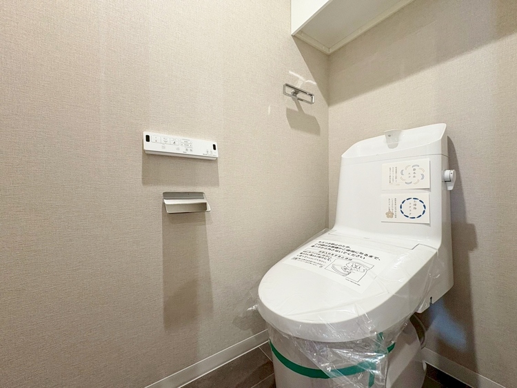 トイレ 暮らしの中のさりげないひとときの快適さにも、こだわりを、持って設備を配しております。