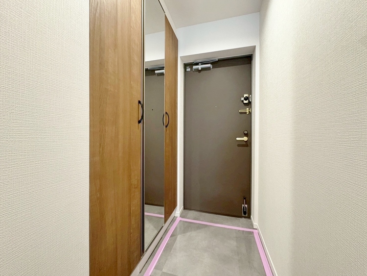 玄関 シューズボックスを完備した玄関です。