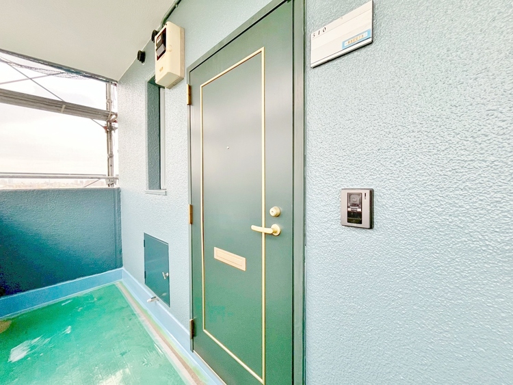 玄関 玄関を開ければ、そこは安らぎのご自宅。