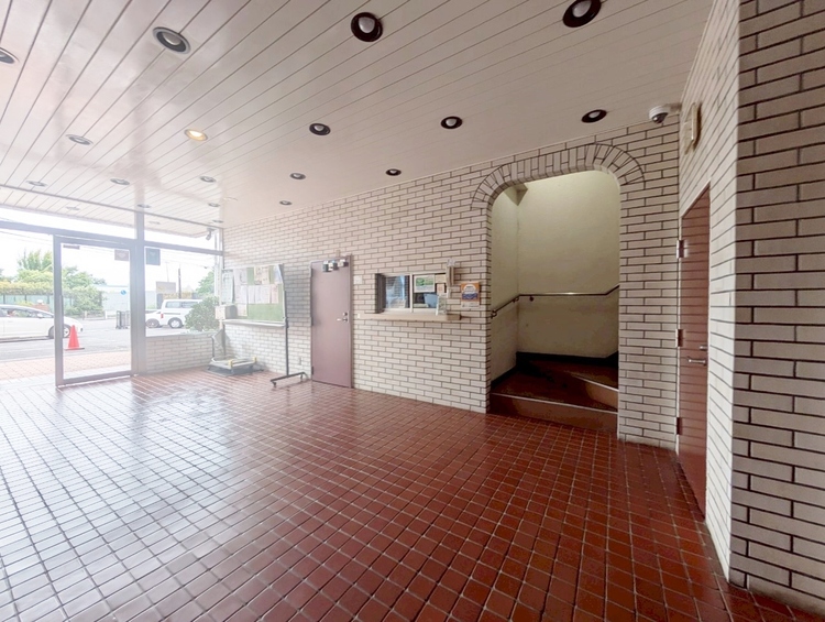 エントランス エントランスは、毎日の行き帰りで使う大事な空間です。