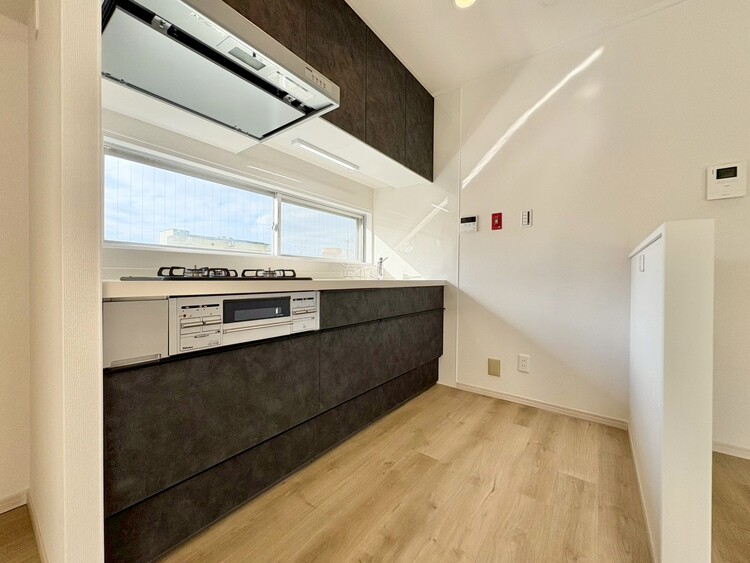 キッチン 洗練されたスタイリッシュなデザイン性と使いやすさを備えた仕様。