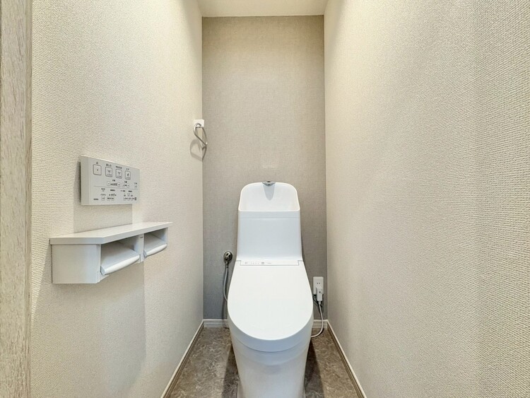 トイレ 暮らしの中のさりげないひとときの快適さにも、こだわりを、持って設備を配しております。
