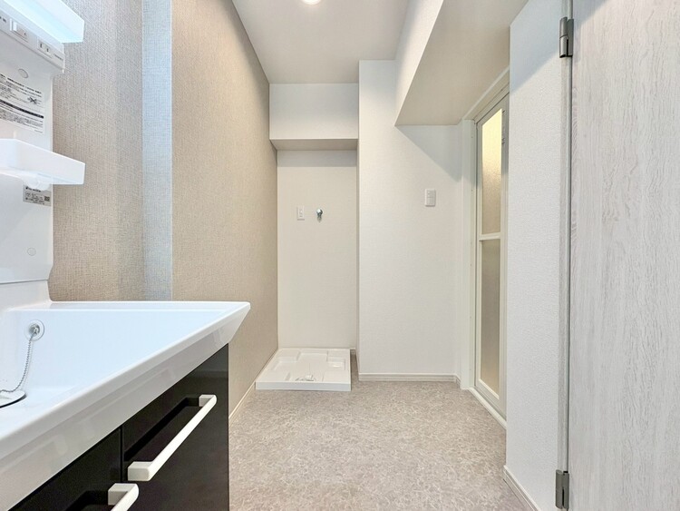 洗面 清潔感と心地よさを重視した、上質感漂うパウダールーム。