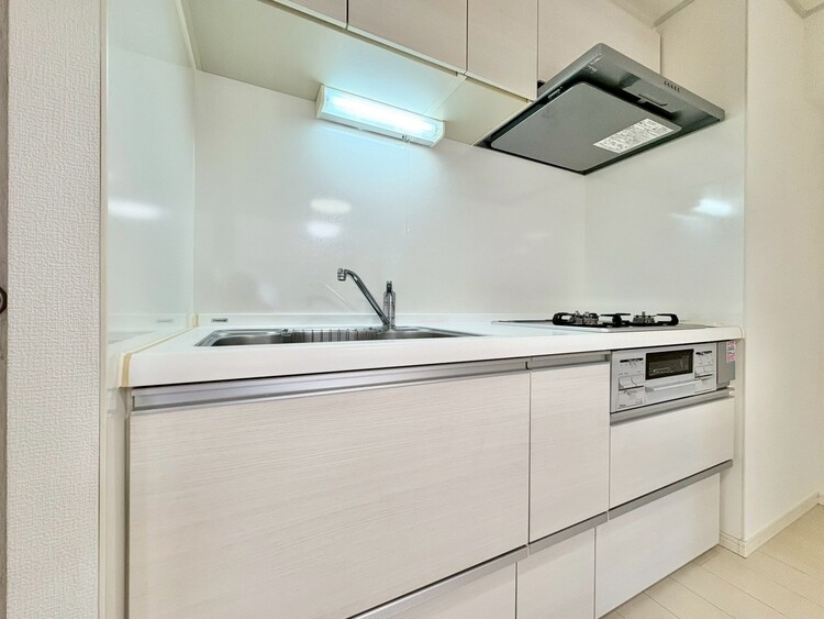 キッチン 洗練されたスタイリッシュなデザイン性と使いやすさを備えた仕様。