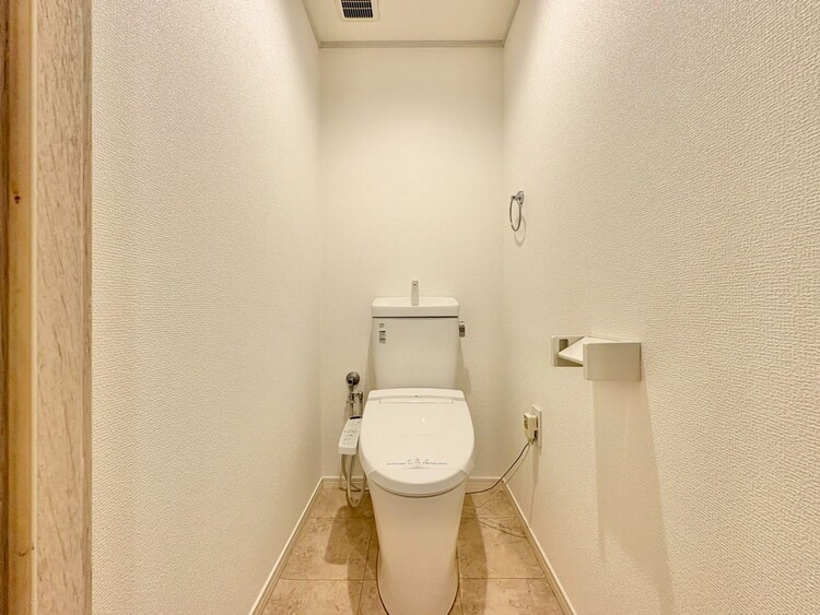 トイレ 暮らしの中のさりげないひとときの快適さにも、こだわりを、持って設備を配しております。