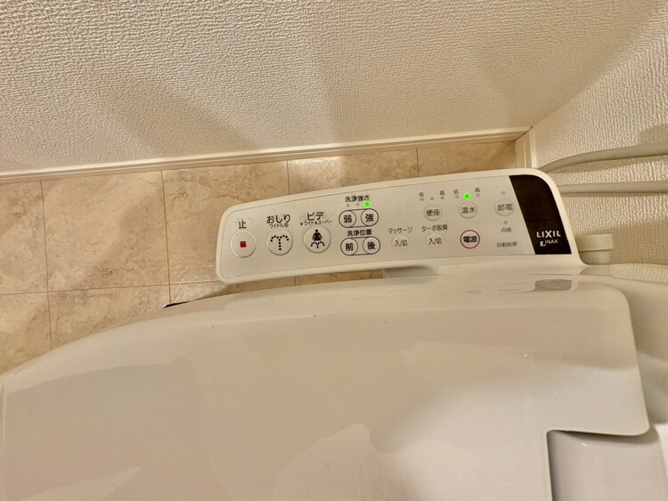 設備 快適な生活を送るための必須アイテムとなった、洗浄機能付トイレ。