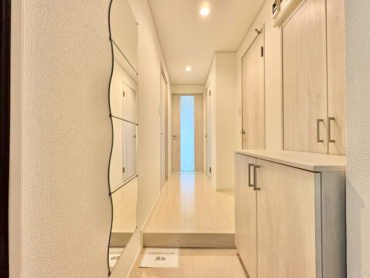 玄関 シューズボックスを完備した玄関です。