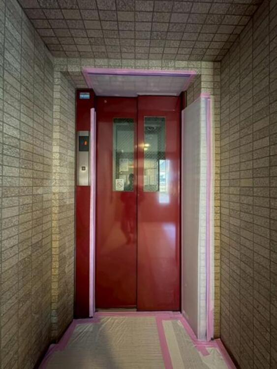 その他 エレベーター