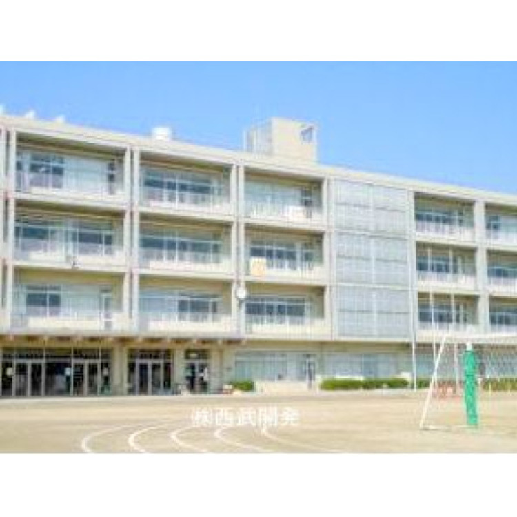 周辺 朝霞市立朝霞第十小学校(約950m)