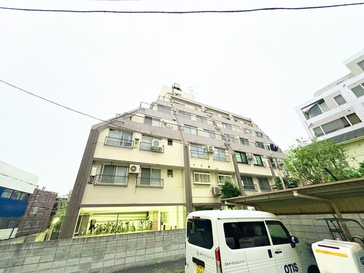 その他 飽きのこないシンプルモダンな外観です。