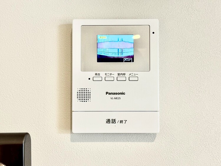 その他 誰が来てもわかる様にモニター付きインターホンを設置。