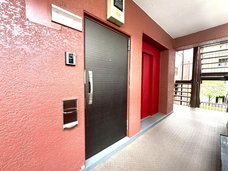 その他 清潔感のある落ち着いた雰囲気の玄関です。