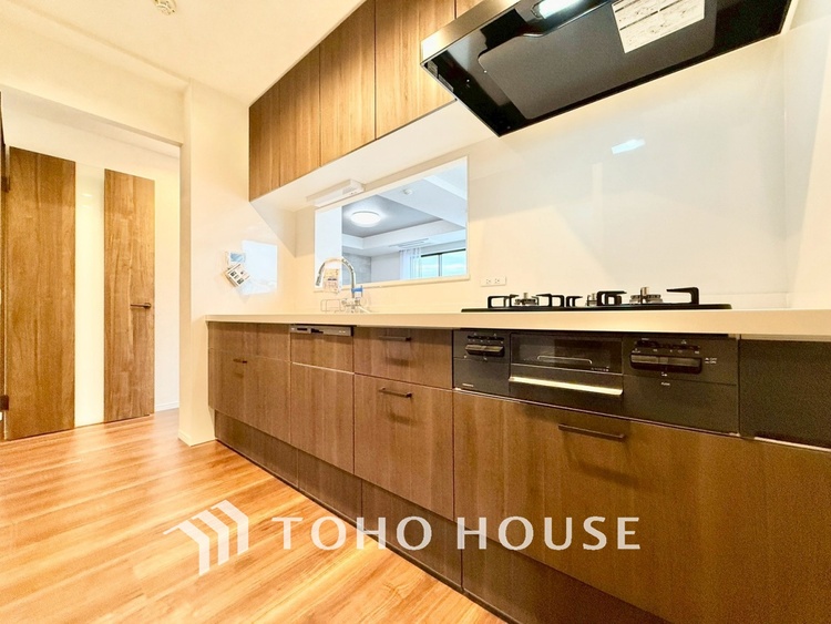 キッチン ◆愛育◆キッチンは家族の絆を育む大切な空間。シンプルで使い易いSystemKitchenで愉しく作る料理は愛情のある美味しいご馳走に。