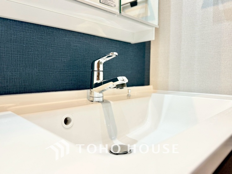 洗面 ◆洗面◆清潔感のある水回り。白で統一されたスタイリッシュな空間。毎日使う場所だから究極にシンプルにこだわりました。