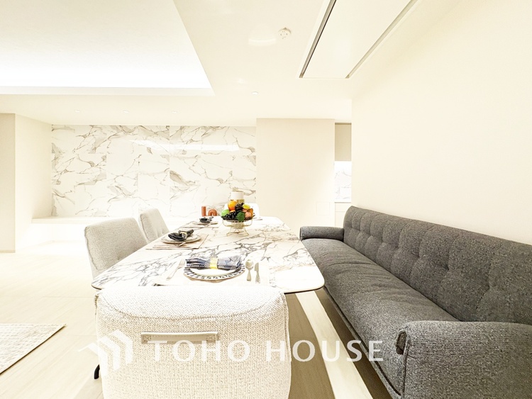 内装 【LIVING】◆家族◆愛する家族を一目で見渡せる。家族が集う空間。永遠に続く幸せな毎日を、ここで。