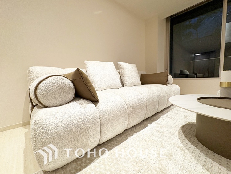 内装 【LIVING】◆住む喜び、楽しさ、感動◆を君と共有したい。いつまでもずっと家族を見渡せるこの広い空間で。