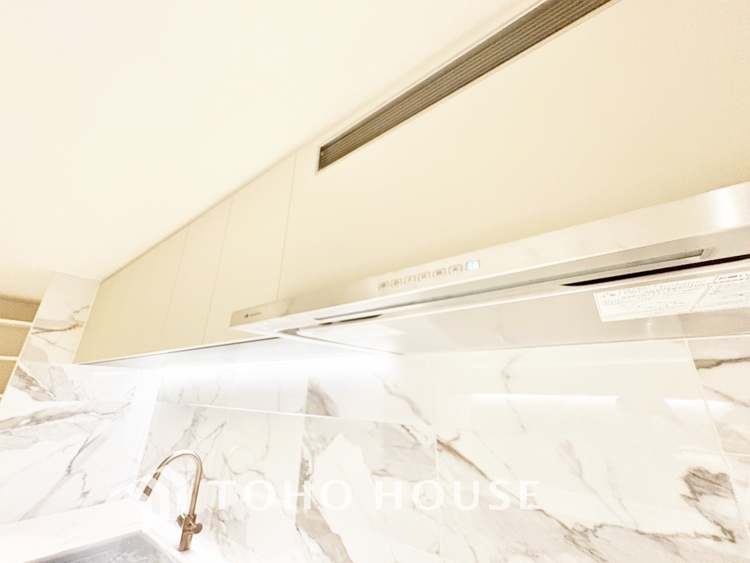 その他 【KITCHEN】◆開放的◆後片付けが楽なシステムキッチン。収納スペースの充実！