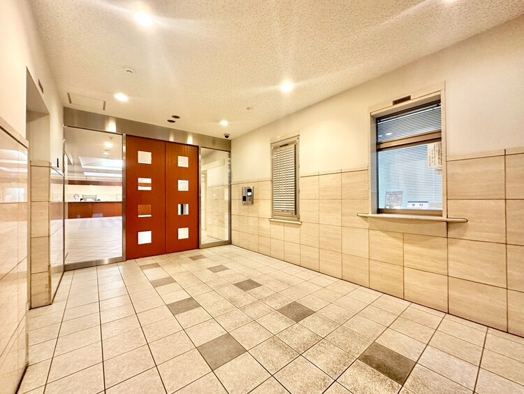 その他 上質感漂う玄関アプローチです。