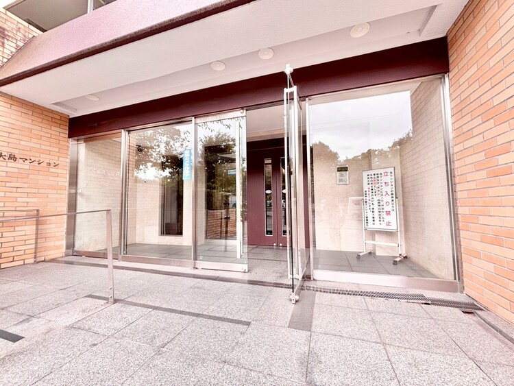 その他 上質感漂う玄関アプローチです。