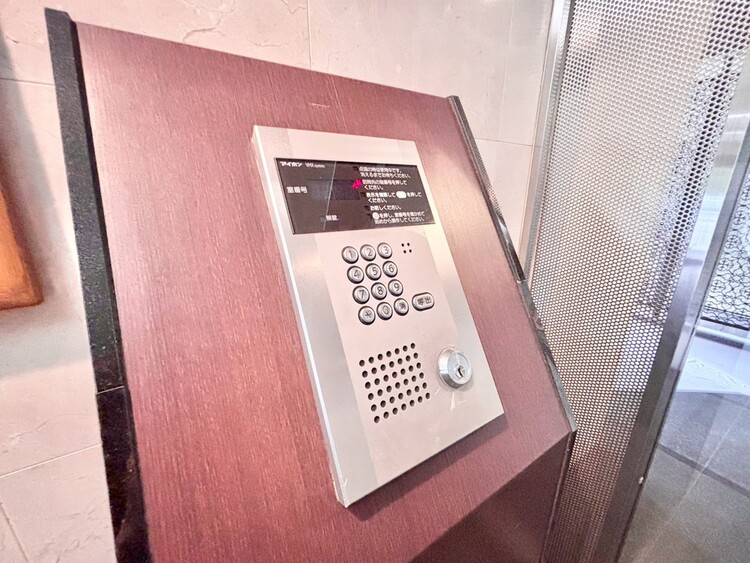 その他 オートロックついていますので、セキュリティ面でも安心です。