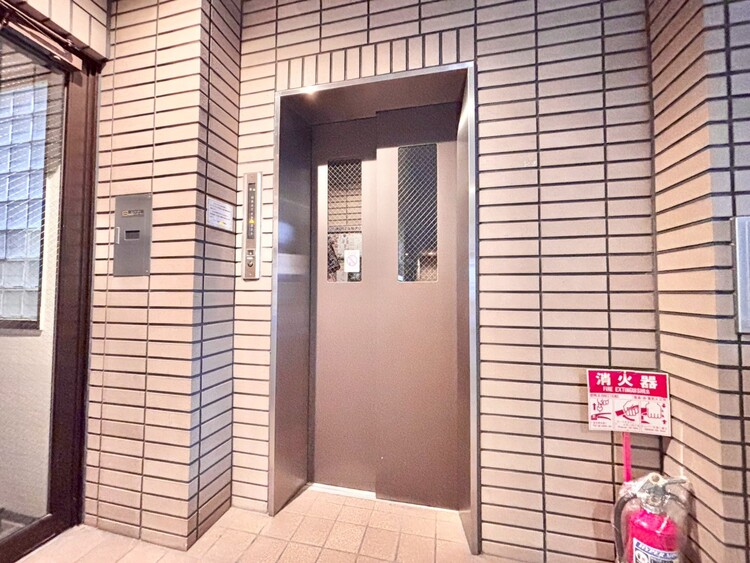 その他 エレベーター完備のため荷物が多くなっても安心。