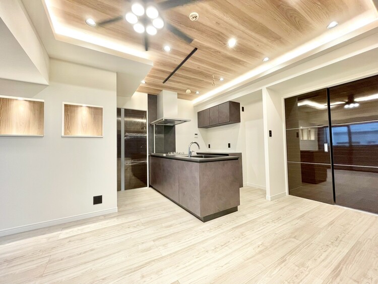 居間 充実した生活は伸びやかな居室空間から始まります。