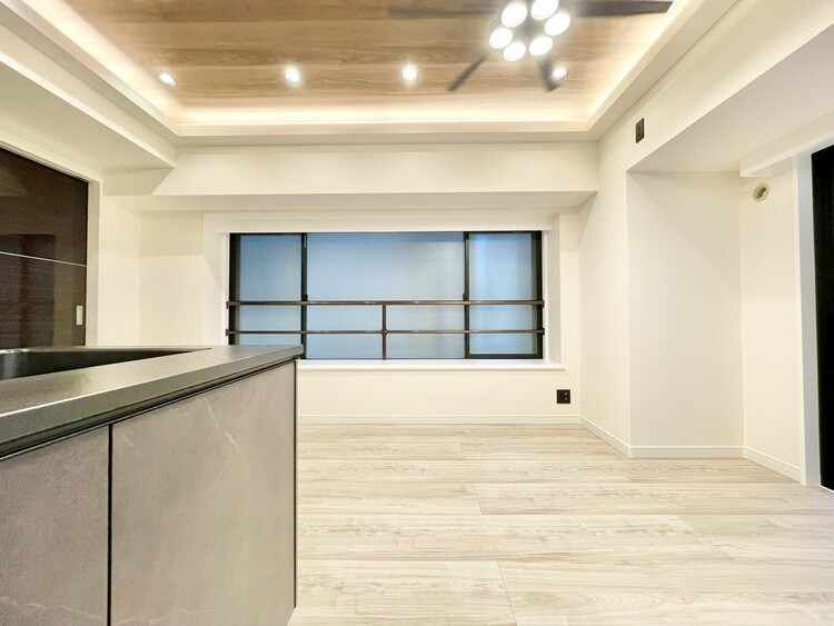 居間 シンプルな内装と偏り過ぎないデザインで統一しました。