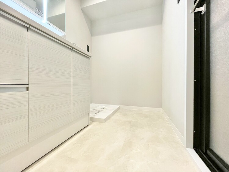 洗面 十分な広さの脱衣所。