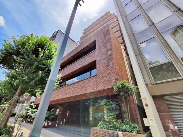 外観 飽きのこないシンプルモダンな外観です。