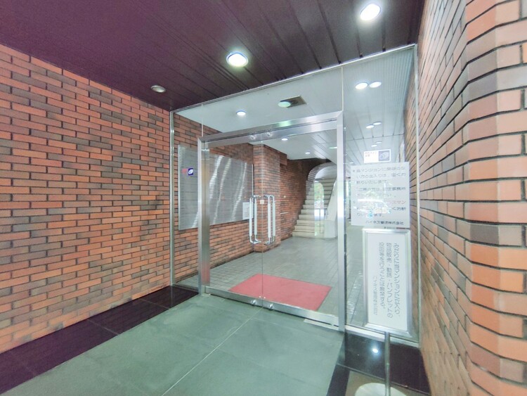 エントランス 上質感漂う玄関アプローチです。